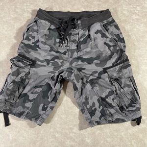 South Pole Grey Camo Hip Hop Men’s Shorts Size M